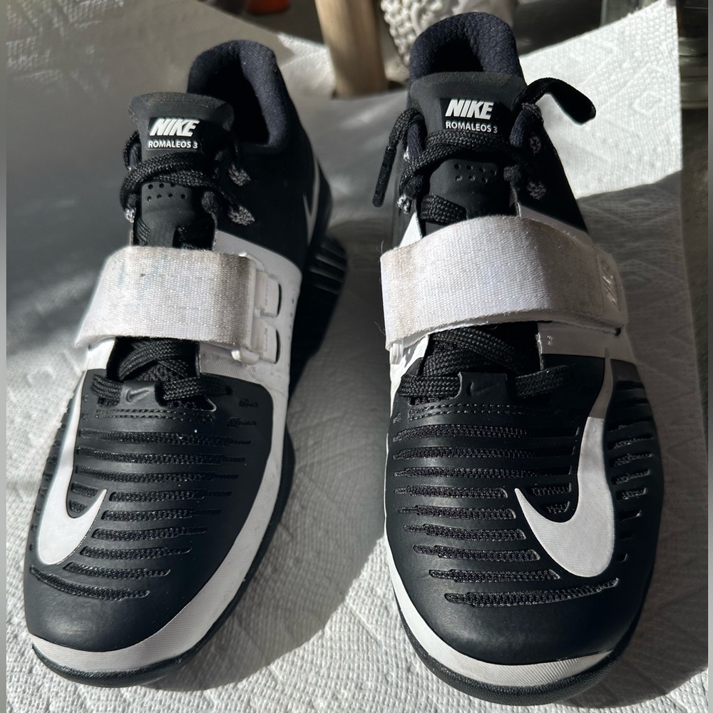 Nine Romaleos 3 black. Size 8.5